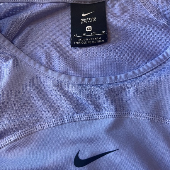 Nike Pro Dri-fit Cropped Shirt size XS - Picture 7 of 7
